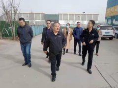 “颜值”和“内涵”获得全体提拔